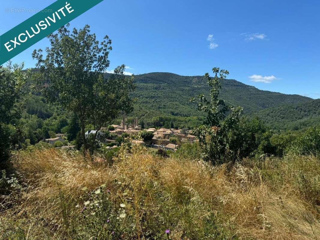 Terrain 2095 m² à Alet-Les-Bains  - photo 2