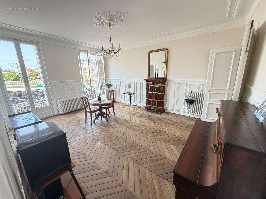 Appartement à VILLEMOMBLE