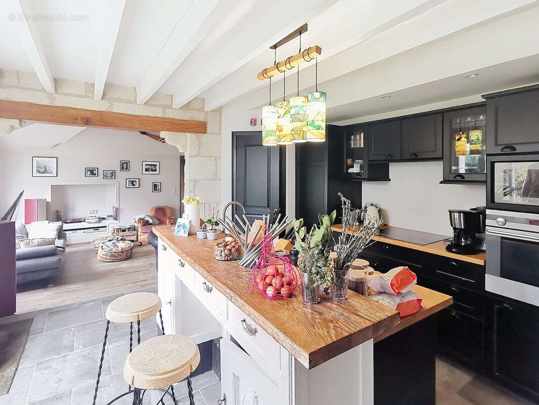 Maison à VARENNES-SUR-LOIRE