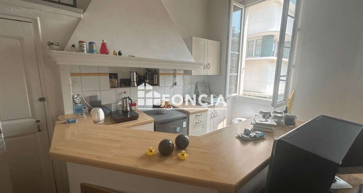 Appartement à MARSEILLE-1E