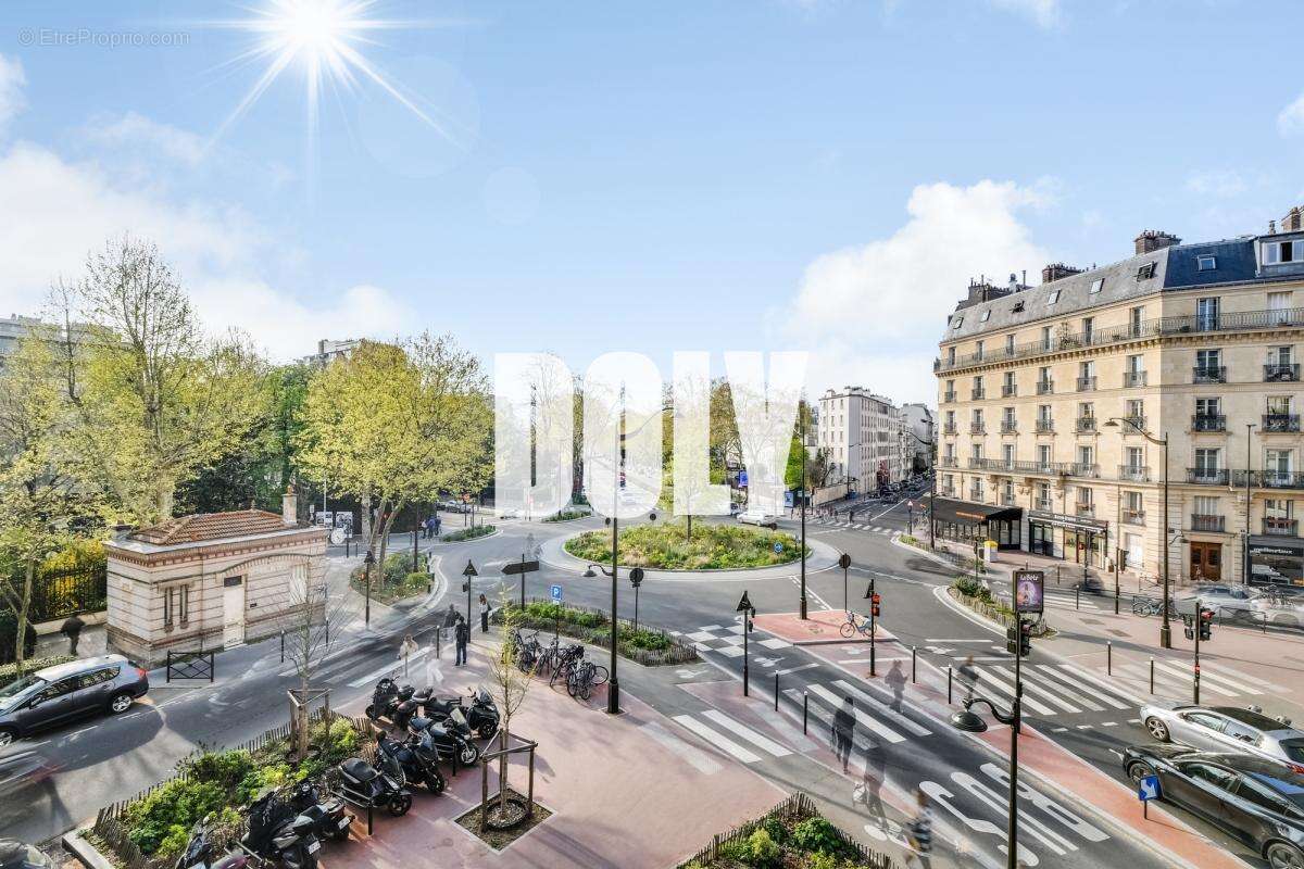 Appartement à LEVALLOIS-PERRET