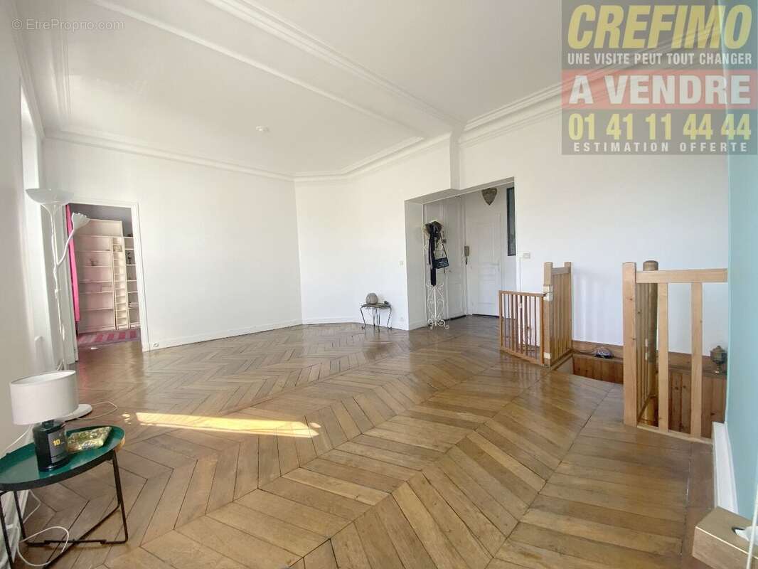 Appartement F5 (98 m² Carrez) en vente à ASNIERES SUR SEINE Agence CREFIMO - photo 4