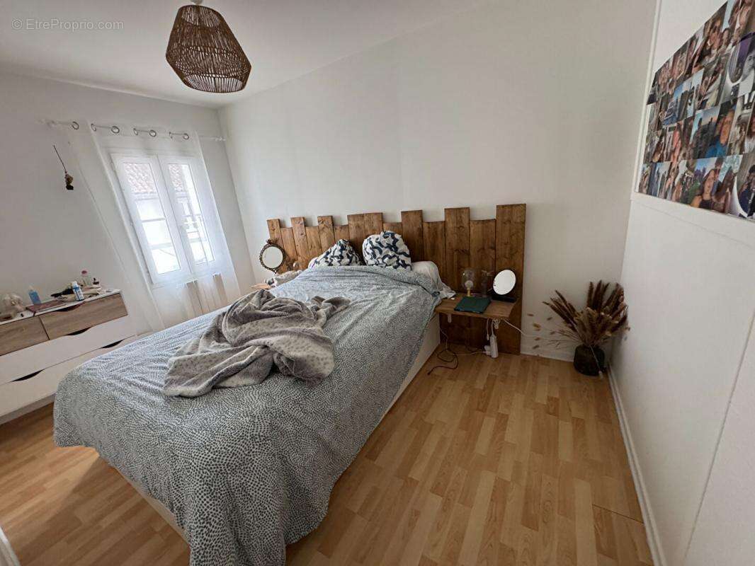 Appartement à SAINTES