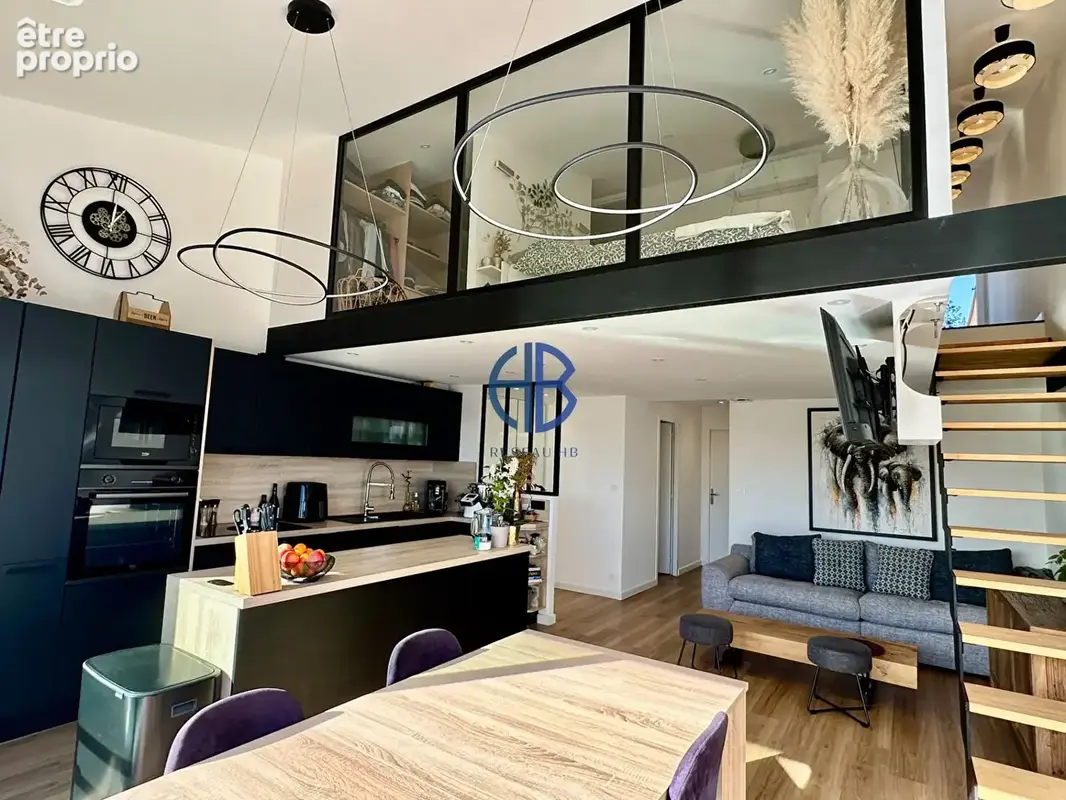 Superbe duplex T4 vue mer et parking - Secteur Centre Port - photo 2