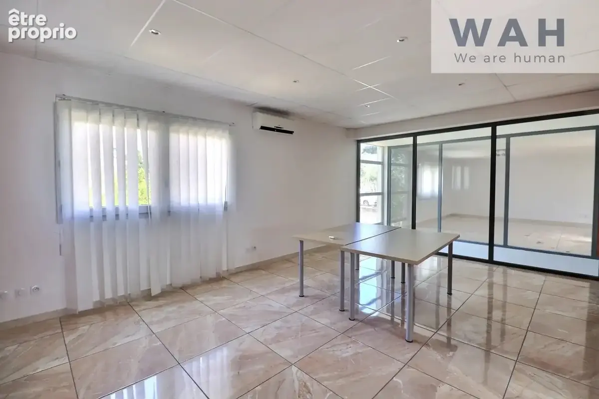 Idéal investissement - immeuble - local professionnel - plac - photo 5