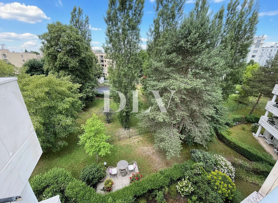 Appartement à AVON