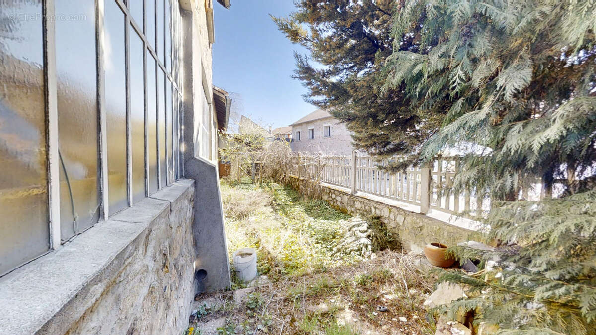 Maison à DUNIERES