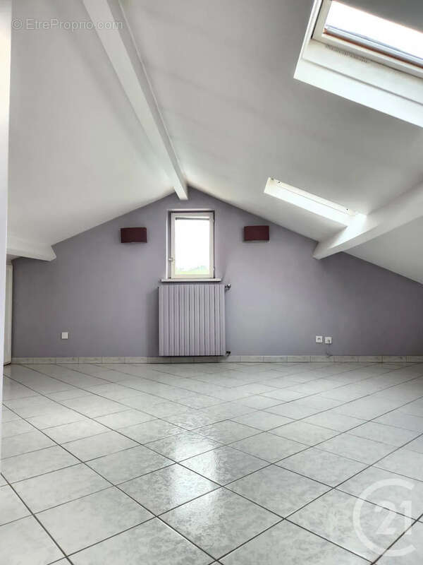 Maison à VAULX-EN-VELIN