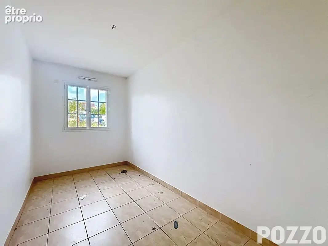 Maison - plain-pied - 6 pièces - 120 m² - 3 chambres - garage - jardin - Marigny Le Lozon - photo 6