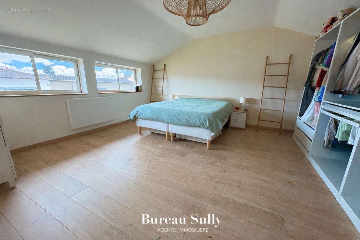 Maison à SAINT-DIDIER-SUR-CHALARONNE