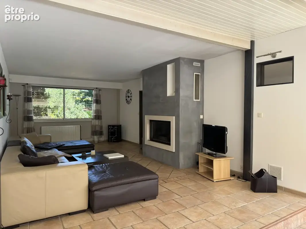 Maison centre ville 3/4 chambres garage piscine - photo 3