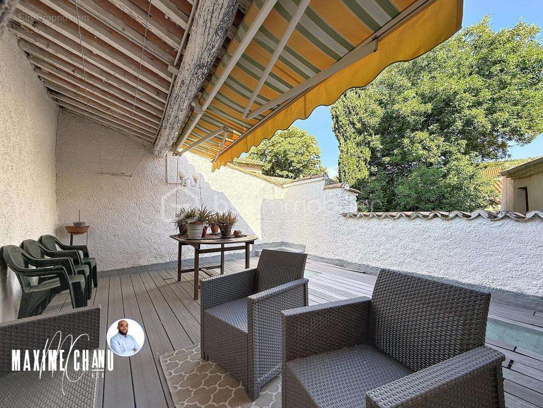 Maison à PERET