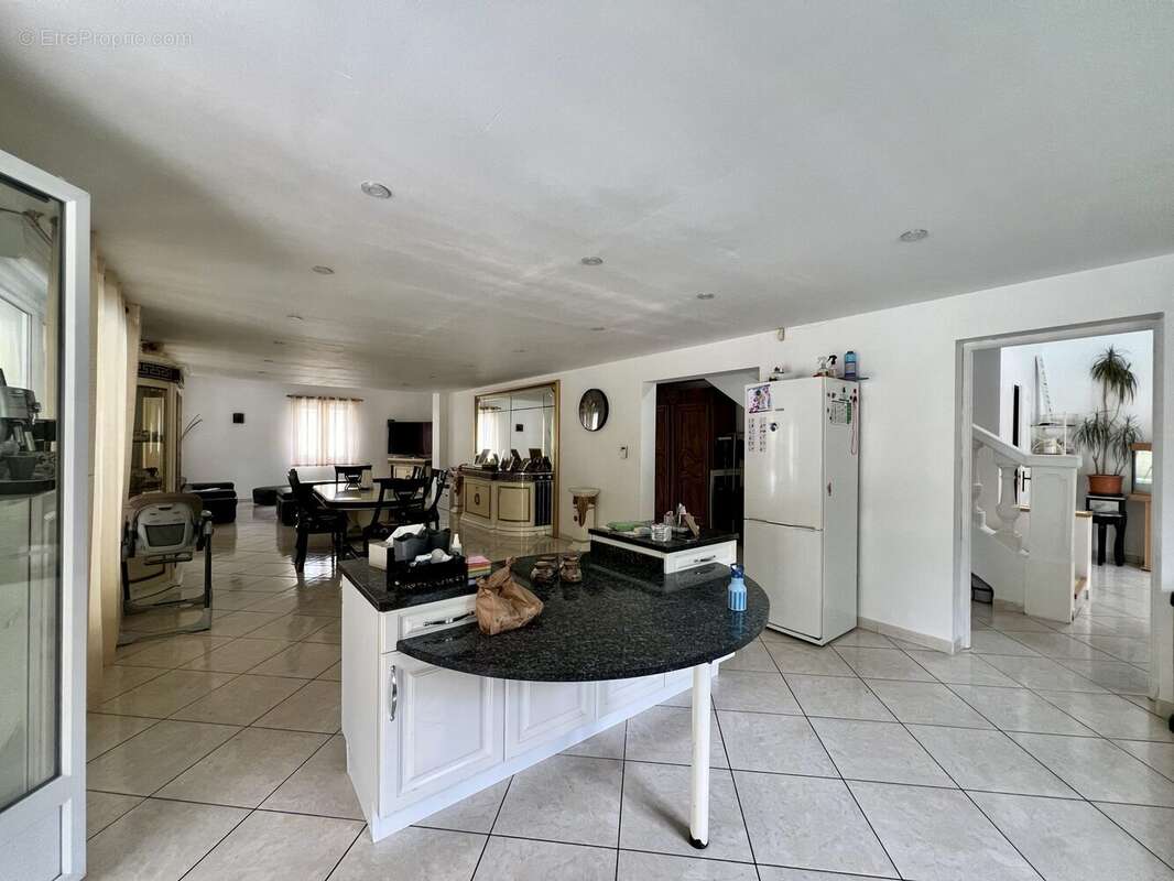 Maison à CHARVIEU-CHAVAGNEUX