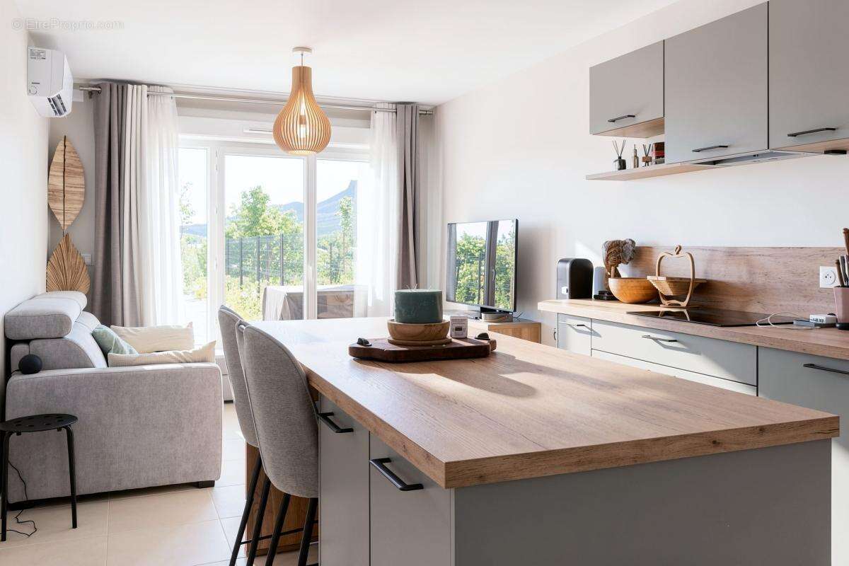 Appartement à TRETS