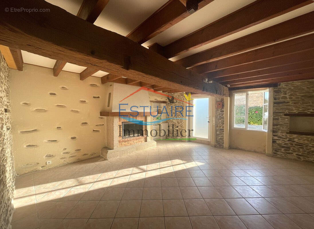 Maison à NORT-SUR-ERDRE