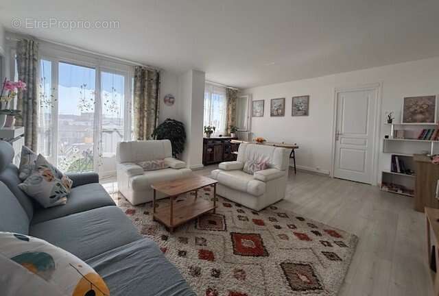 Appartement à CHAMPIGNY-SUR-MARNE
