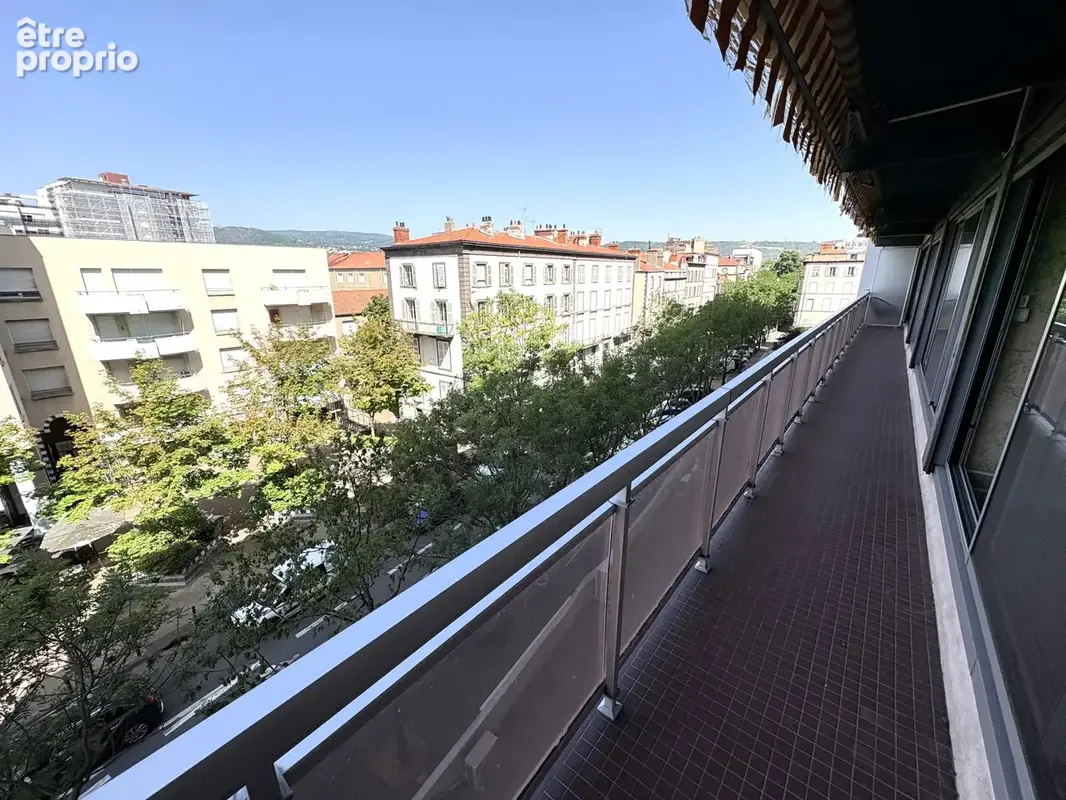 Appartement t5 / 3 chambres / balcon  / ascenseur / parking privatif en sous-sol / cave / hyper-centre de cler - photo 3