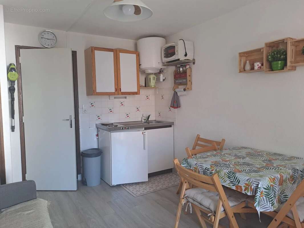 MIJOUX : Studio avec balcon au cœur du village - photo 4