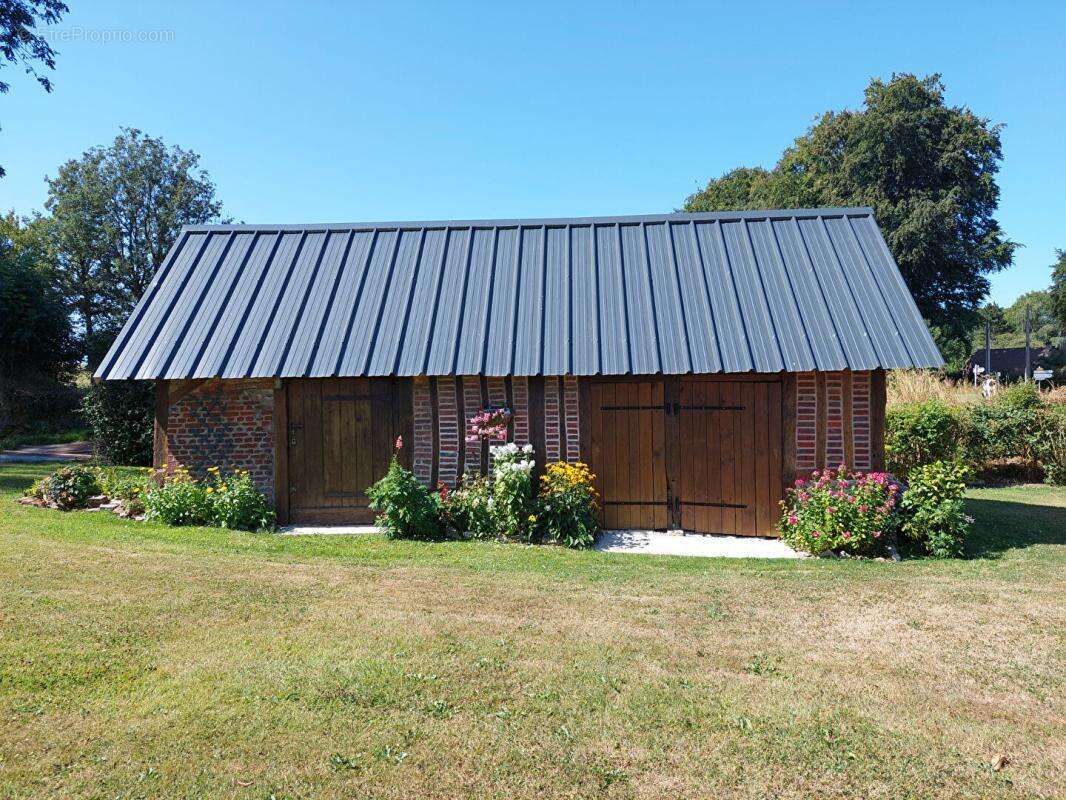 Ancien corp de ferme  7150 m² - photo 12