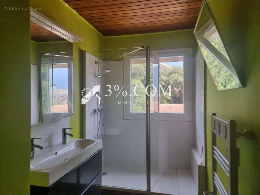 Centre ville nyons 3 pieces au 1er etage avec garage - copro - photo 4