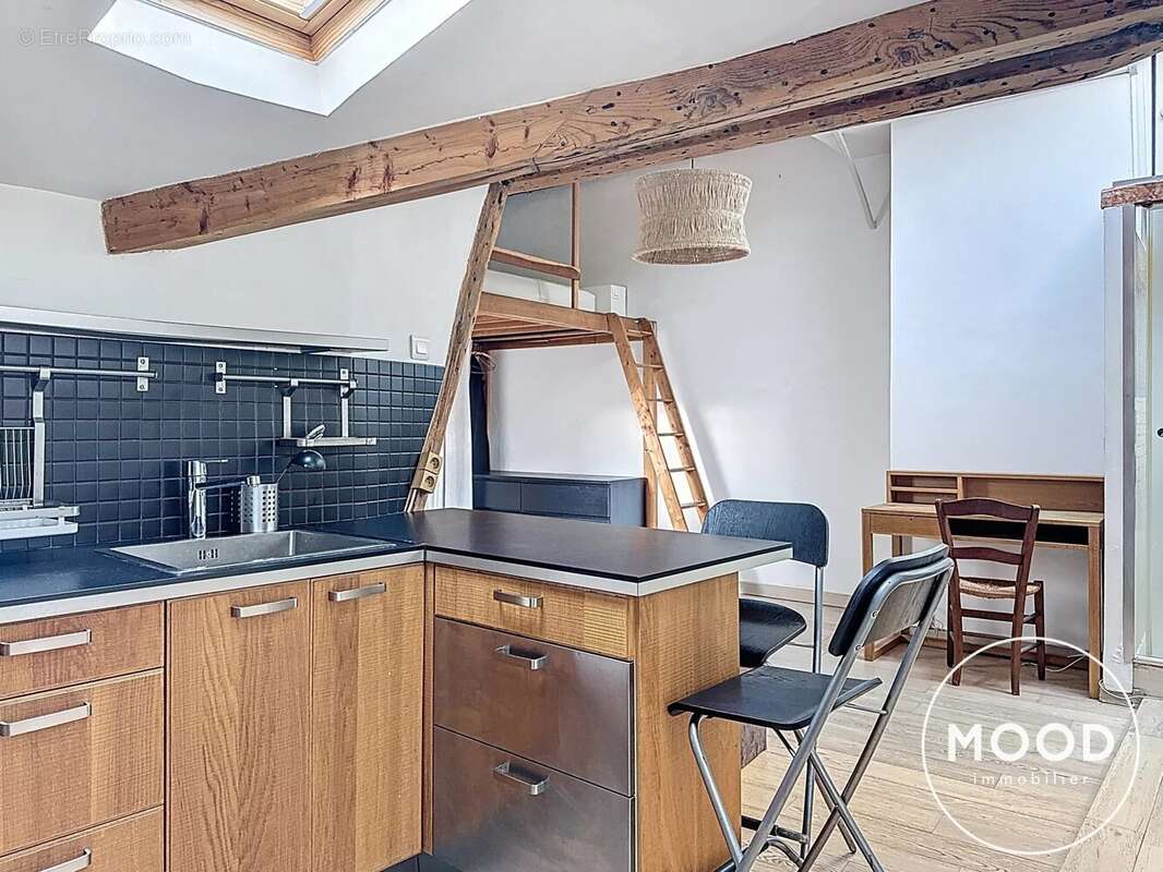 Appartement à PARIS-2E