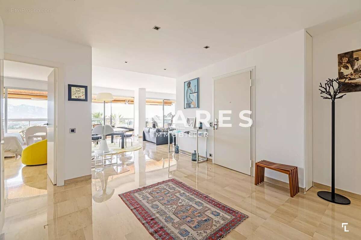 Appartement à MARSEILLE-8E