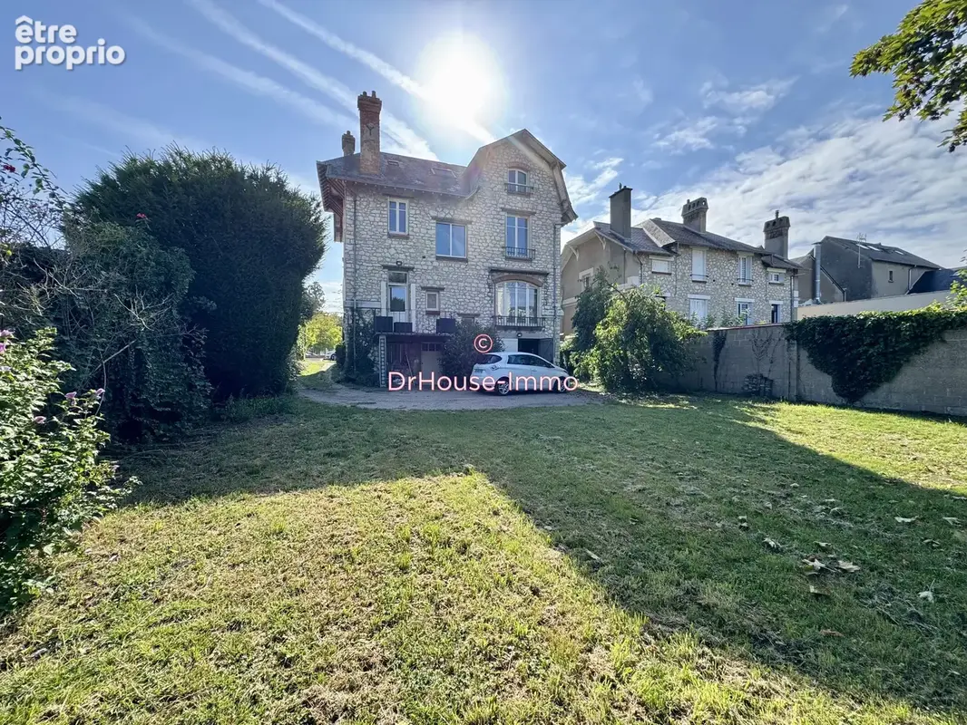 Maison 8 pièces 170 m² à vendre à Montargis (45200) - photo 2