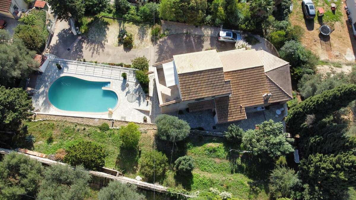 Photo 3 - Maison à OLLIOULES