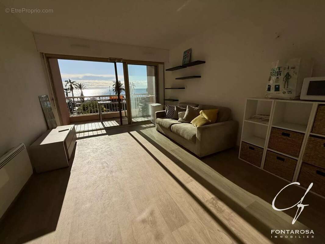 Appartement à FREJUS