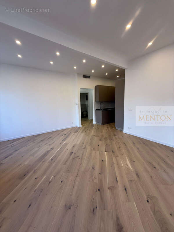 Appartement à MENTON