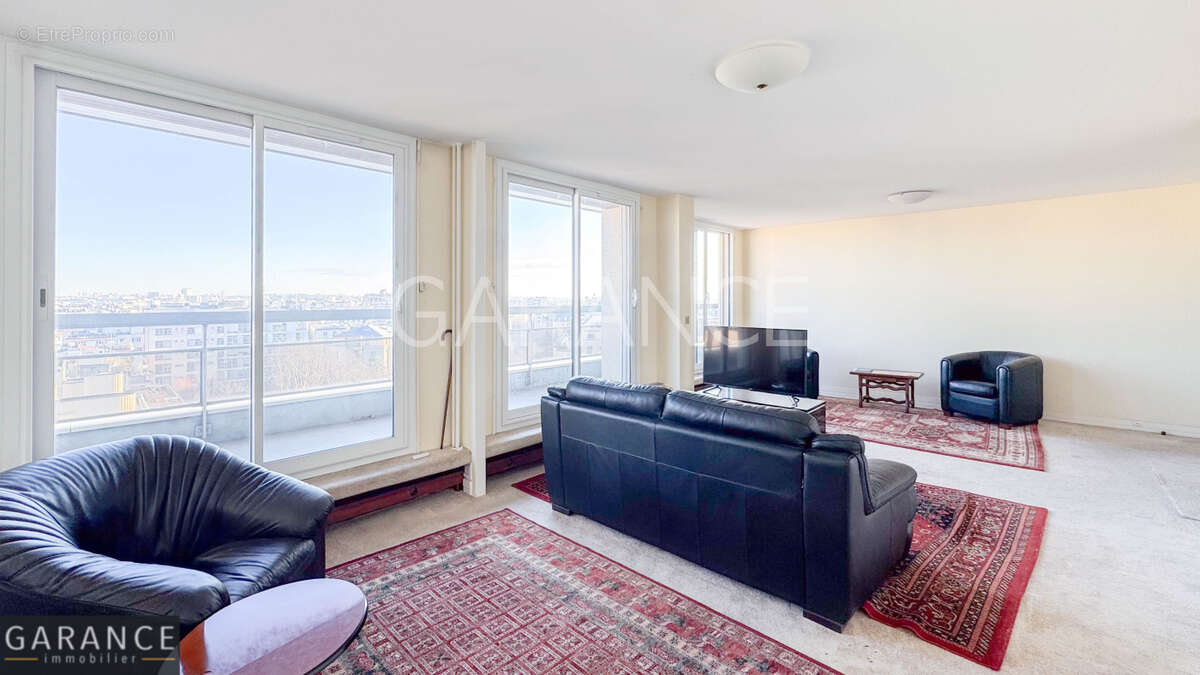 Appartement à PARIS-12E
