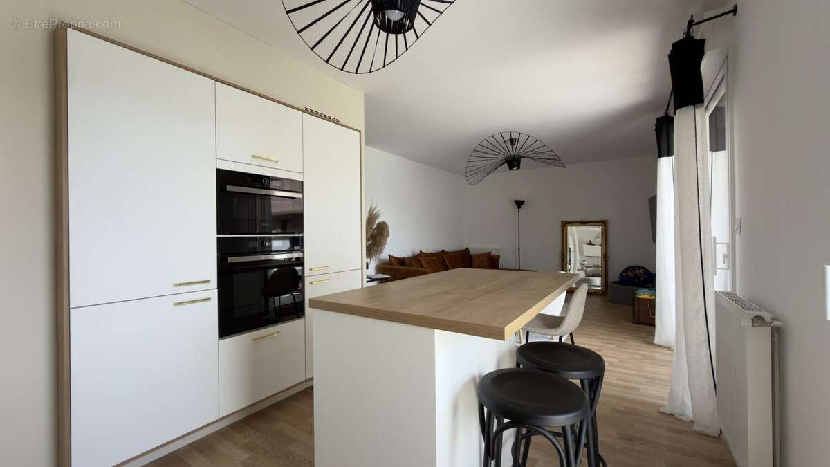 Appartement à NOYAL-CHATILLON-SUR-SEICHE