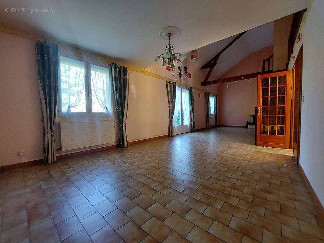 Maison à CHATELLERAULT