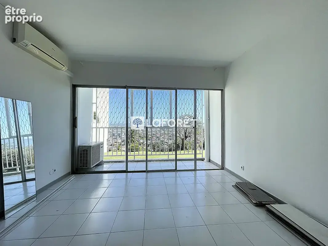 A vendre : Appartement T2 dans une résidence sécurisée sur la Route des Religieuses - photo 1