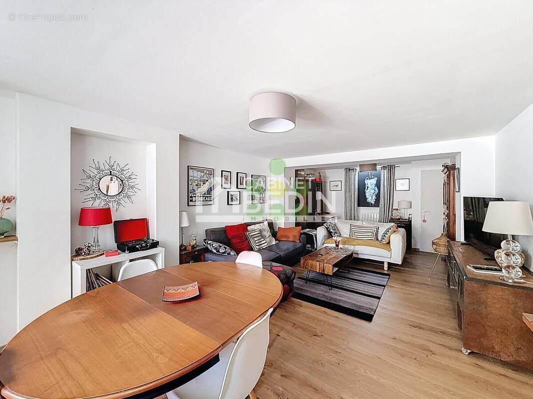 Appartement à BORDEAUX