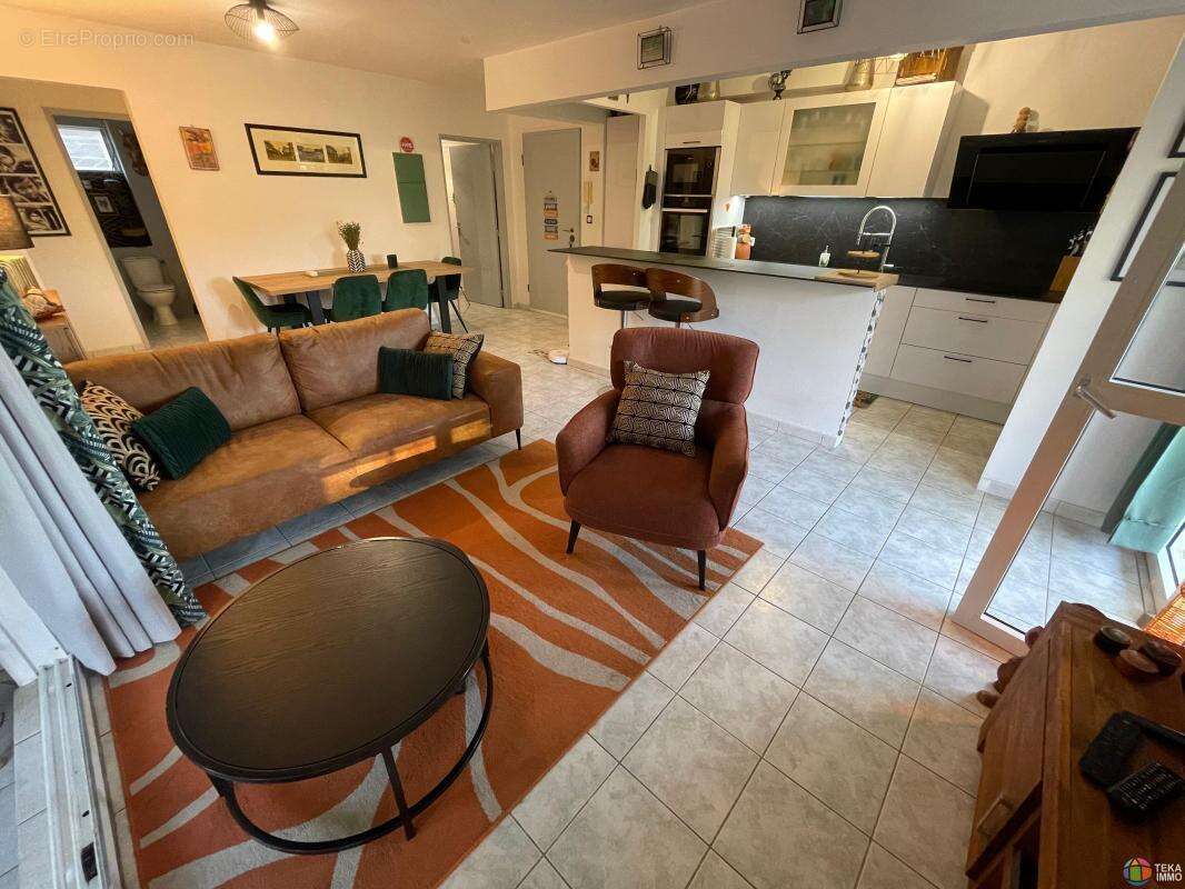 Appartement à SAINT-DENIS