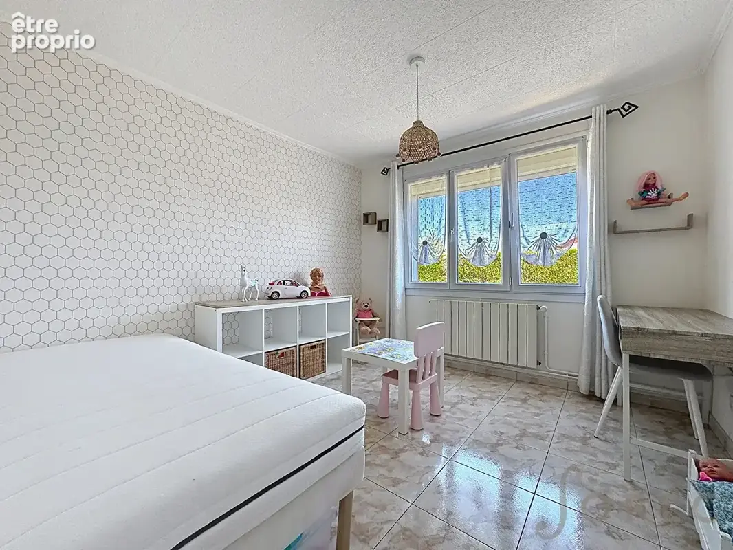 Woippy Village Maison de plain-pied 4 chambres avec jardin et garage - photo 9