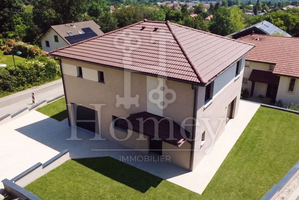 Maison à ECHENEVEX