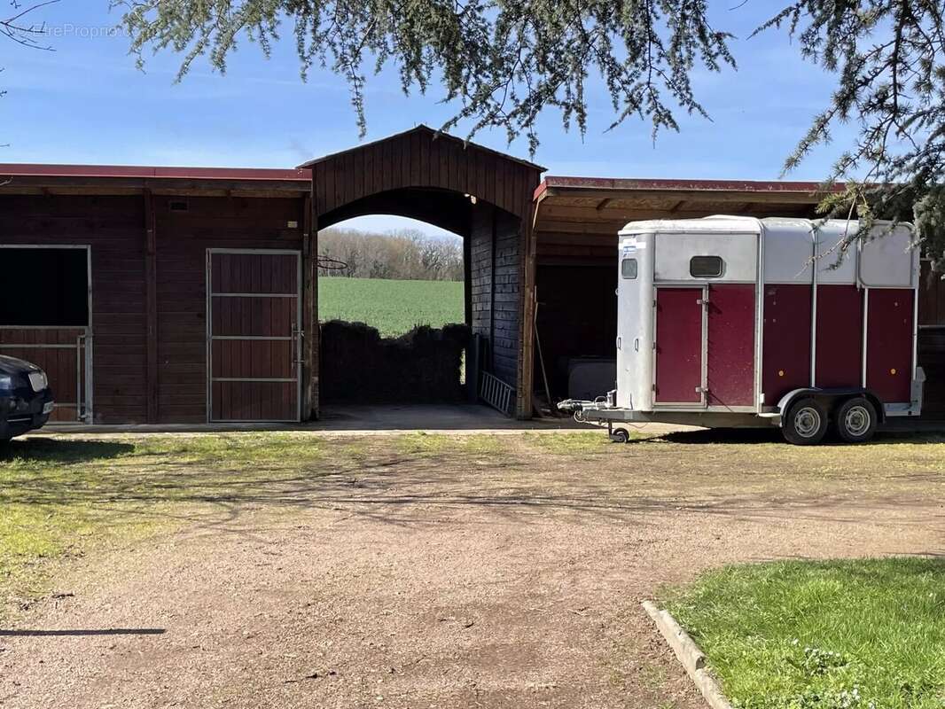 Maison à SAINT-SAVIN