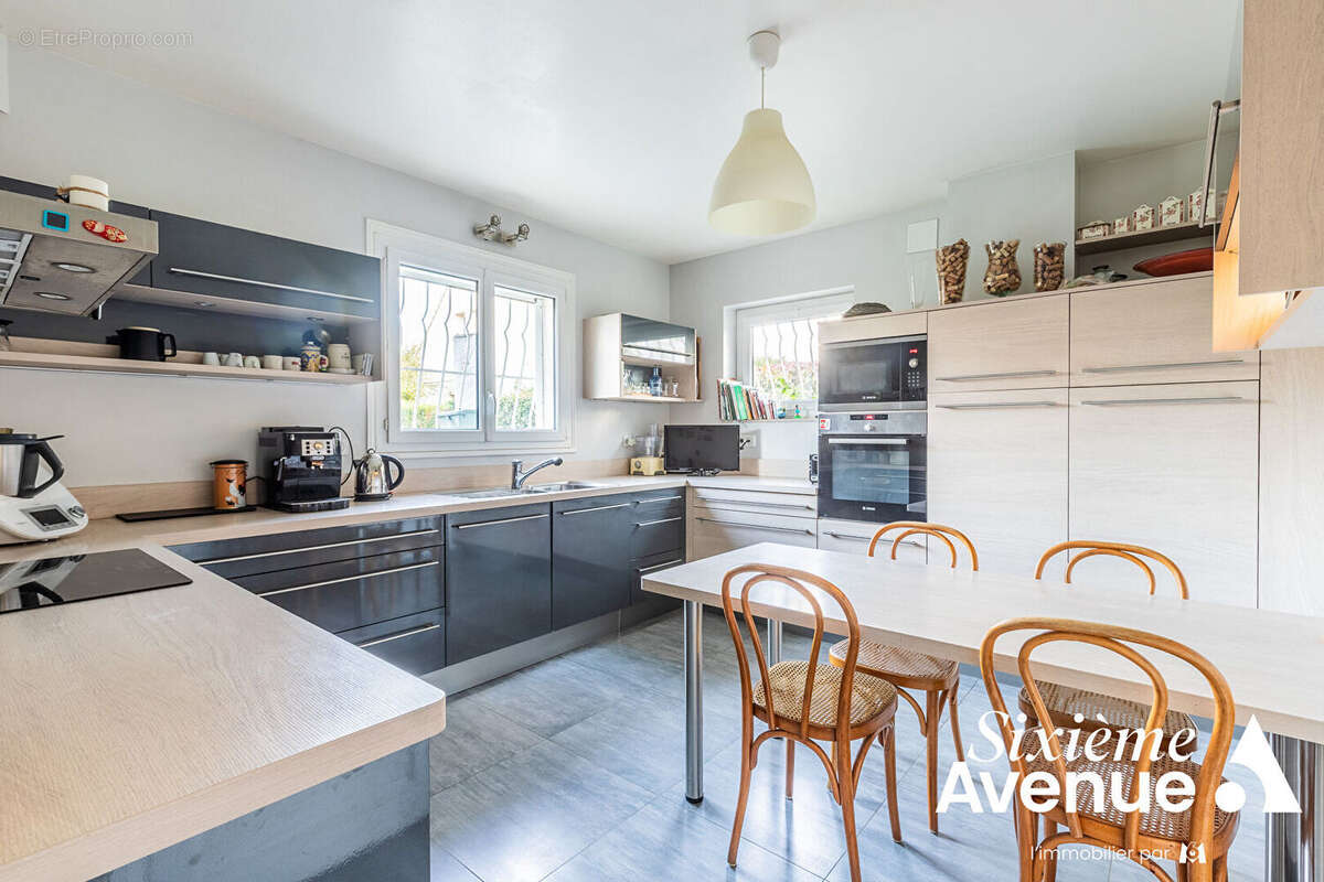 Maison à CHILLY-MAZARIN