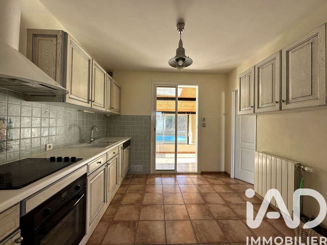 Maison 111 m² à Villeneuve-Sur-Lot  - photo 6