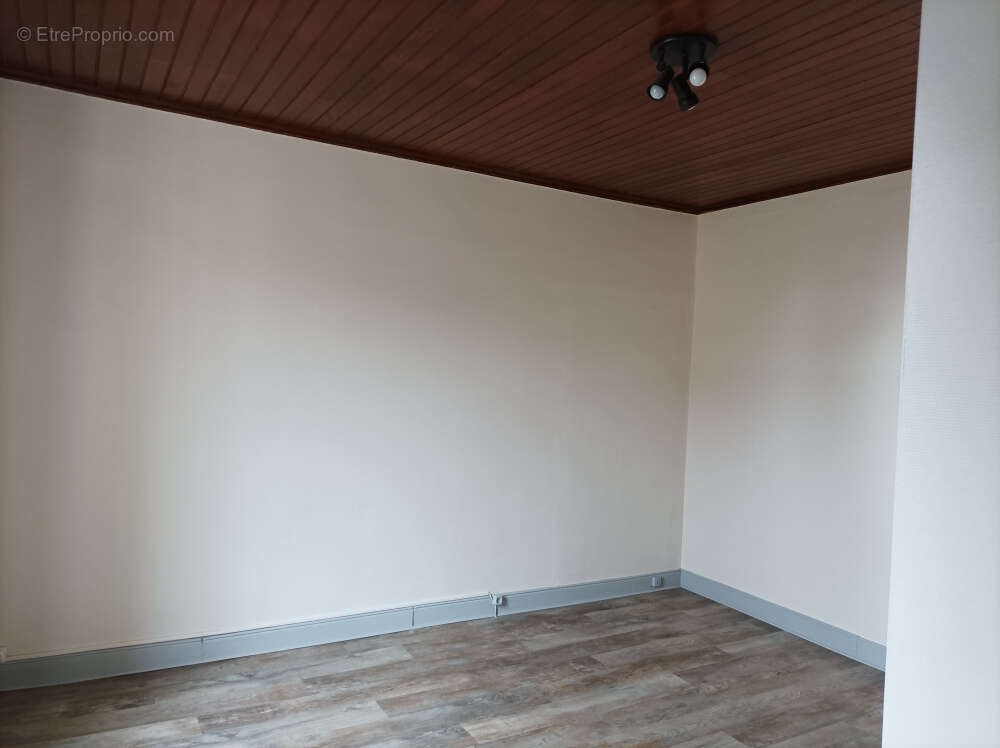 Appartement à DURAVEL