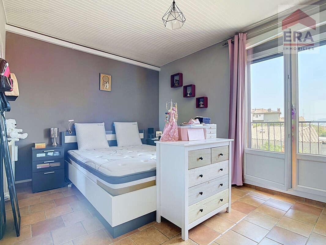 Appartement à MARSEILLE-10E