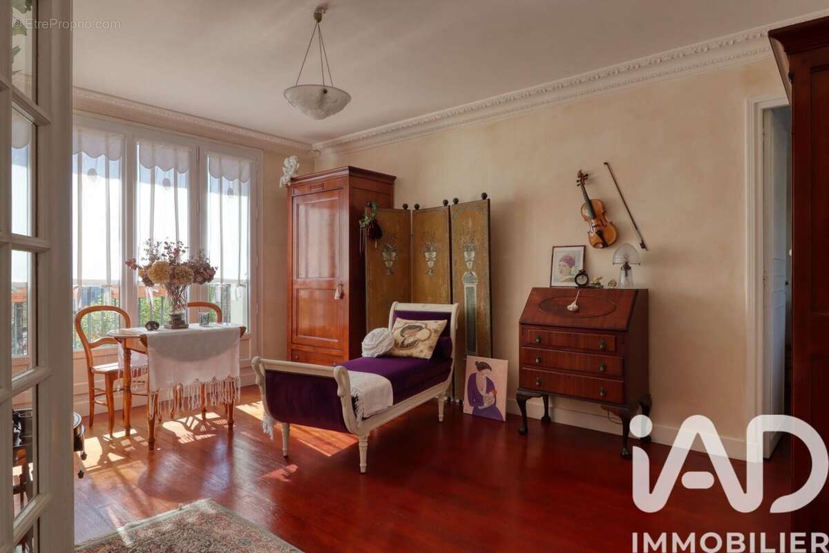 Photo 2 - Appartement à HOUILLES