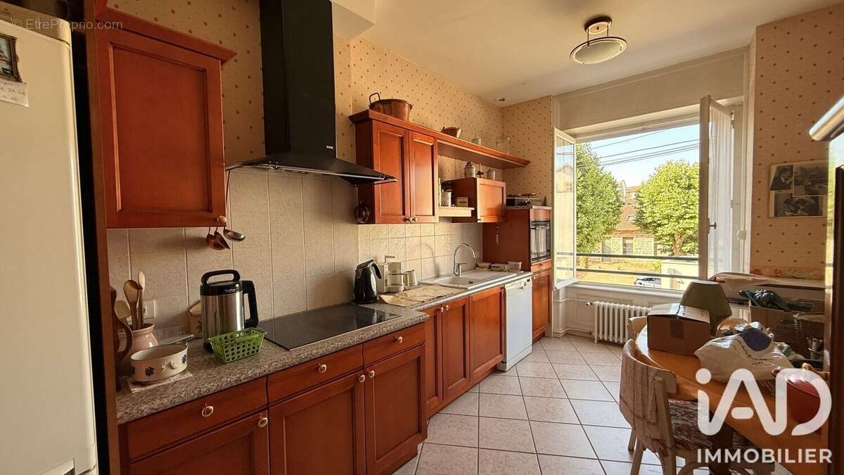 Appartement 100 m² à Roanne  - photo 7