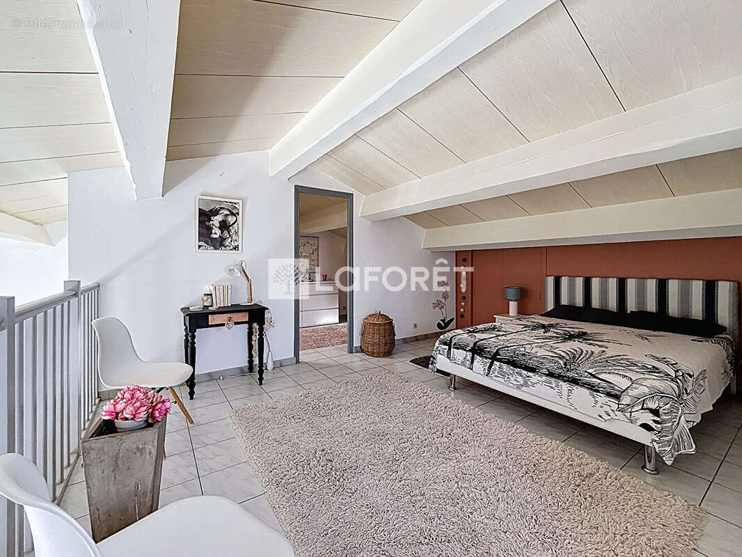 Argelès sur Mer, Appartement 5 pièces avec grand garage - photo 16