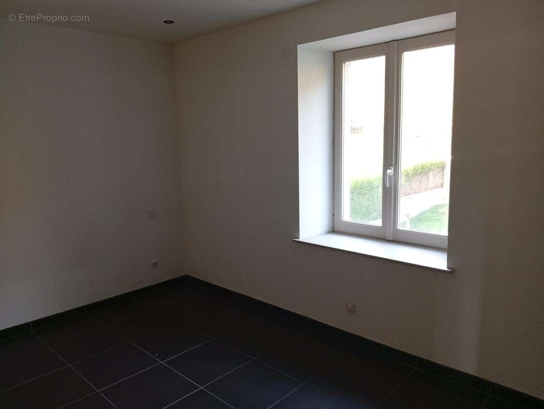 Maison à DAMPIERRE-LES-BOIS