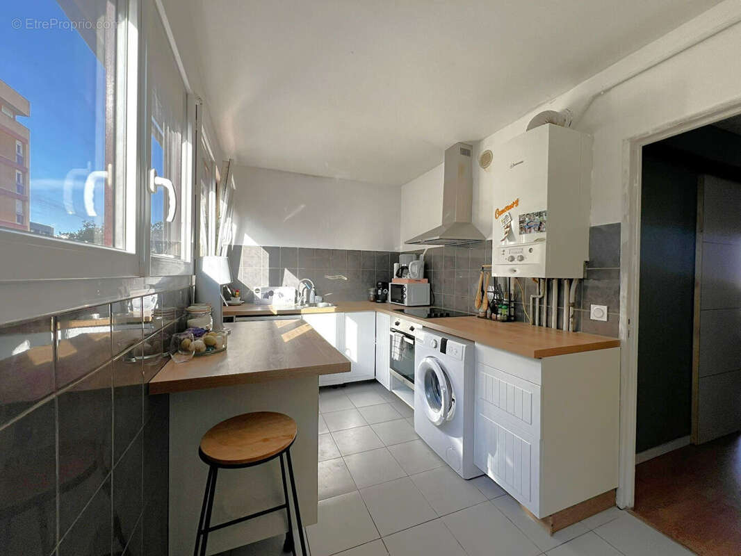 Appartement à COLOMIERS