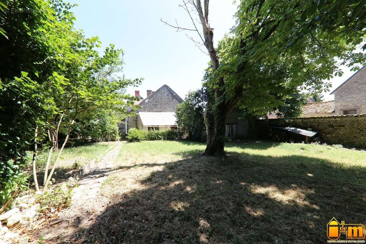 Maison à MEREVILLE