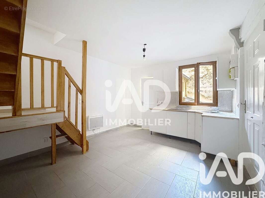 Photo 3 - Appartement à CORBEIL-ESSONNES